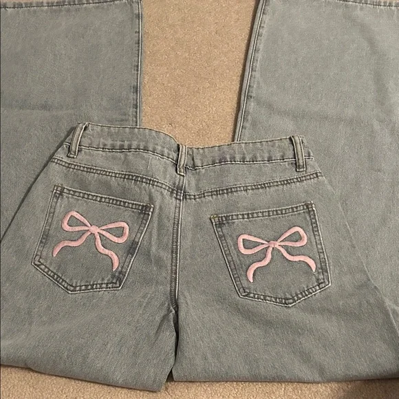 Edikted Light Blue Flare Jeans With Bow - Picture 5 of 5